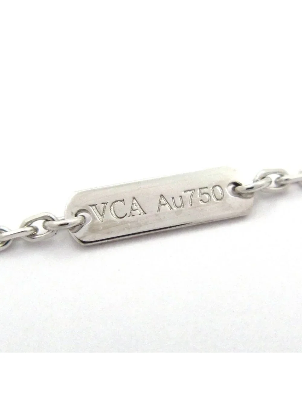 Van Cleef & Arpels Necklace Vintage Alhambra 18K White Gold Guilloche